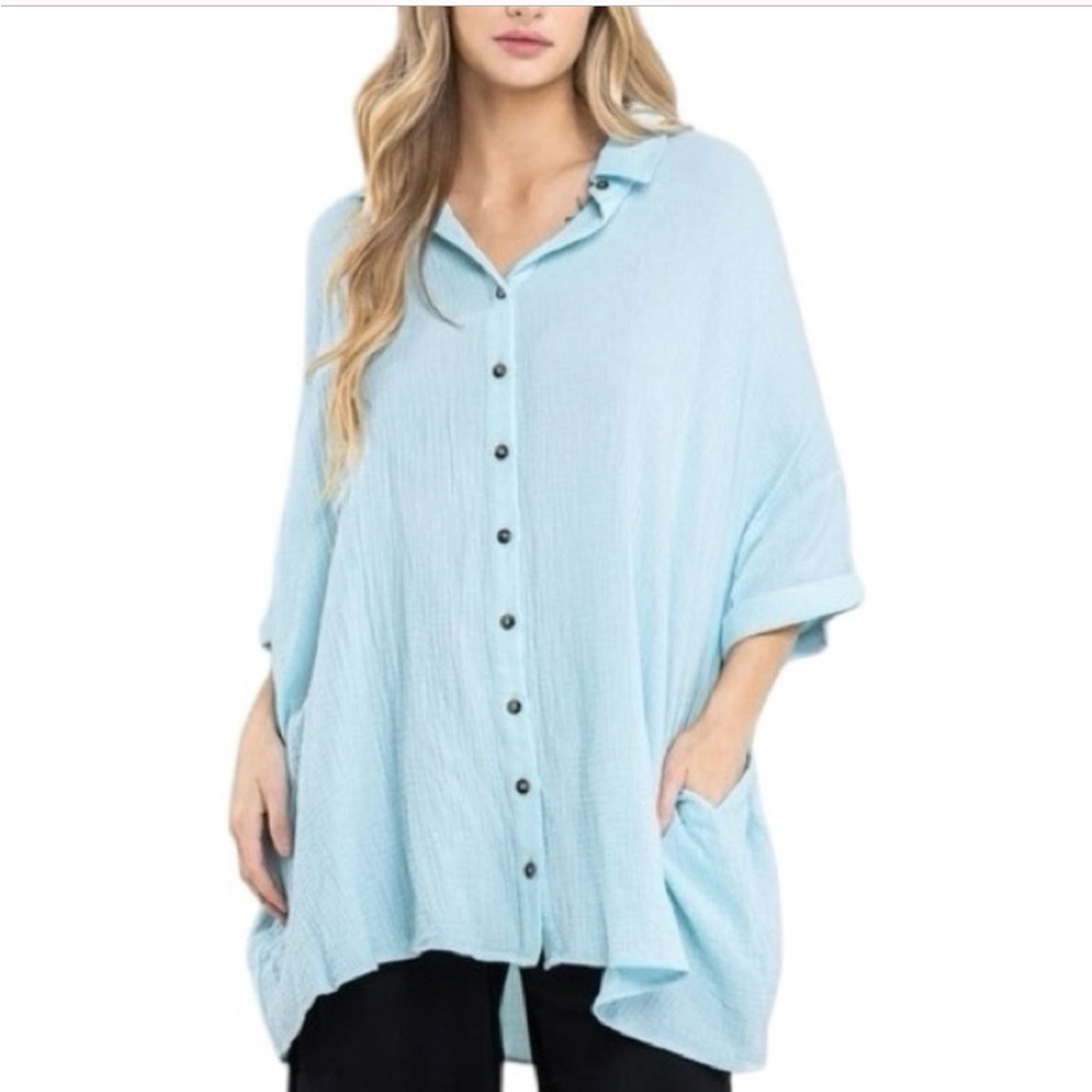 Ces Femme NWOT Light Blue Button-Up Women's Top